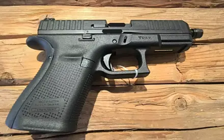 Glock 44 mit Gewindelauf